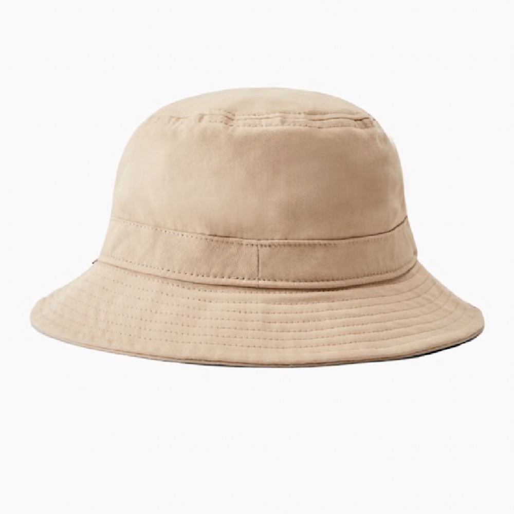 Aritzia TNA Banded Bucket Hat